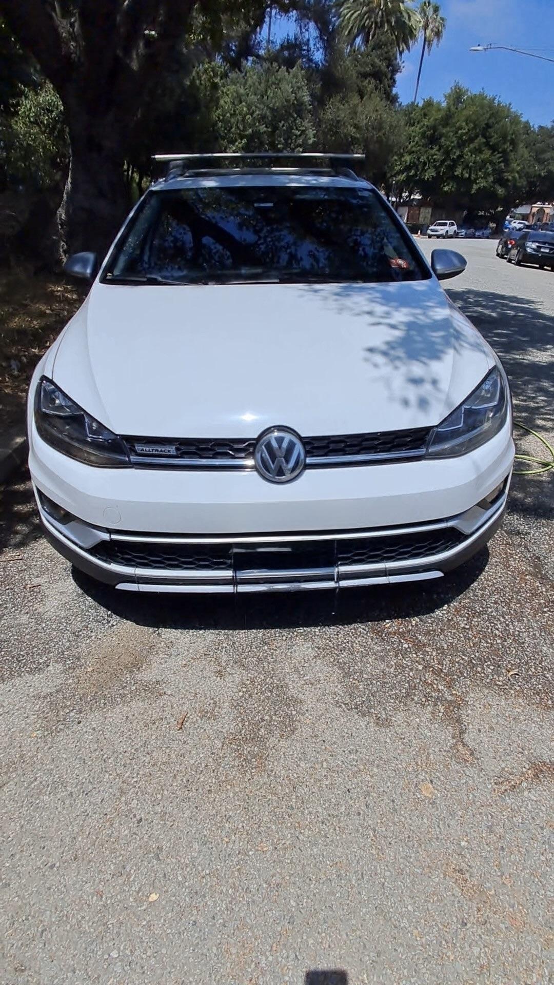 Volkswagen Golf exterior mobile detailing hand wash wax Glendale CA